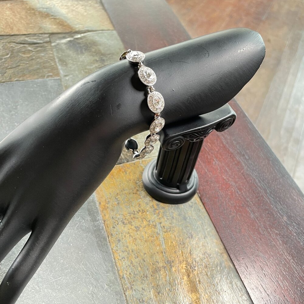 Vintage Carolee Silver Tone Clear Crystal 7“ Rhinestone Bracelet